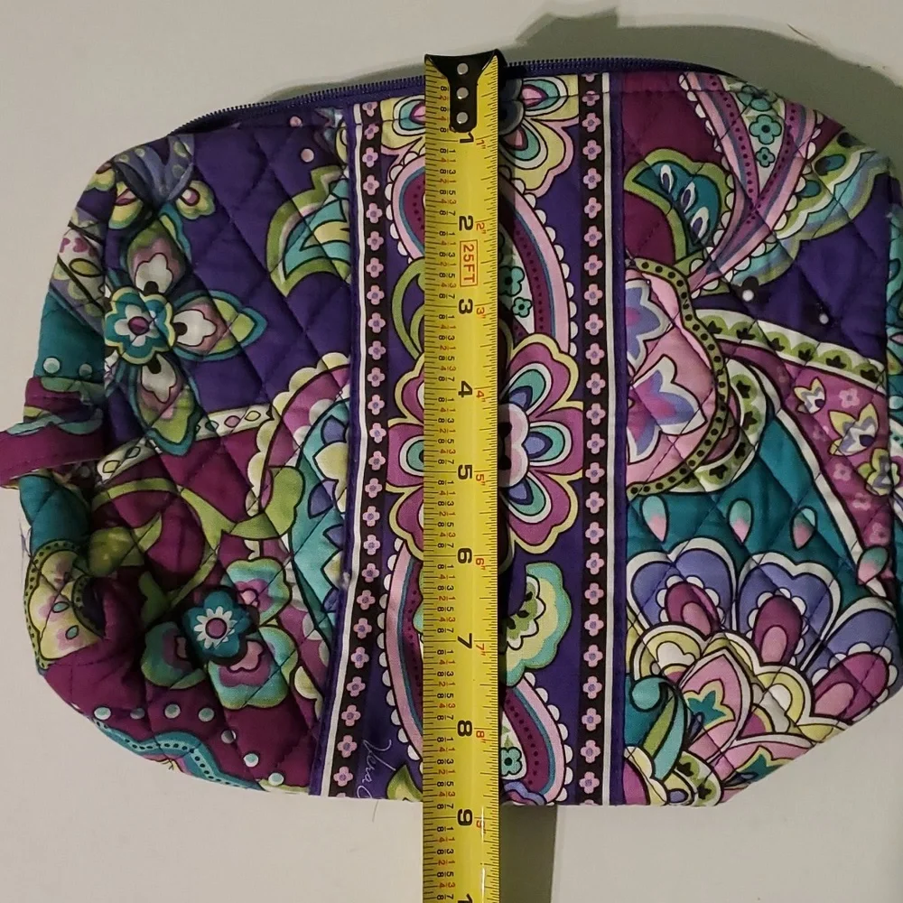 Vera Bradley colorful paisley waterproof linned cosmetic bag
